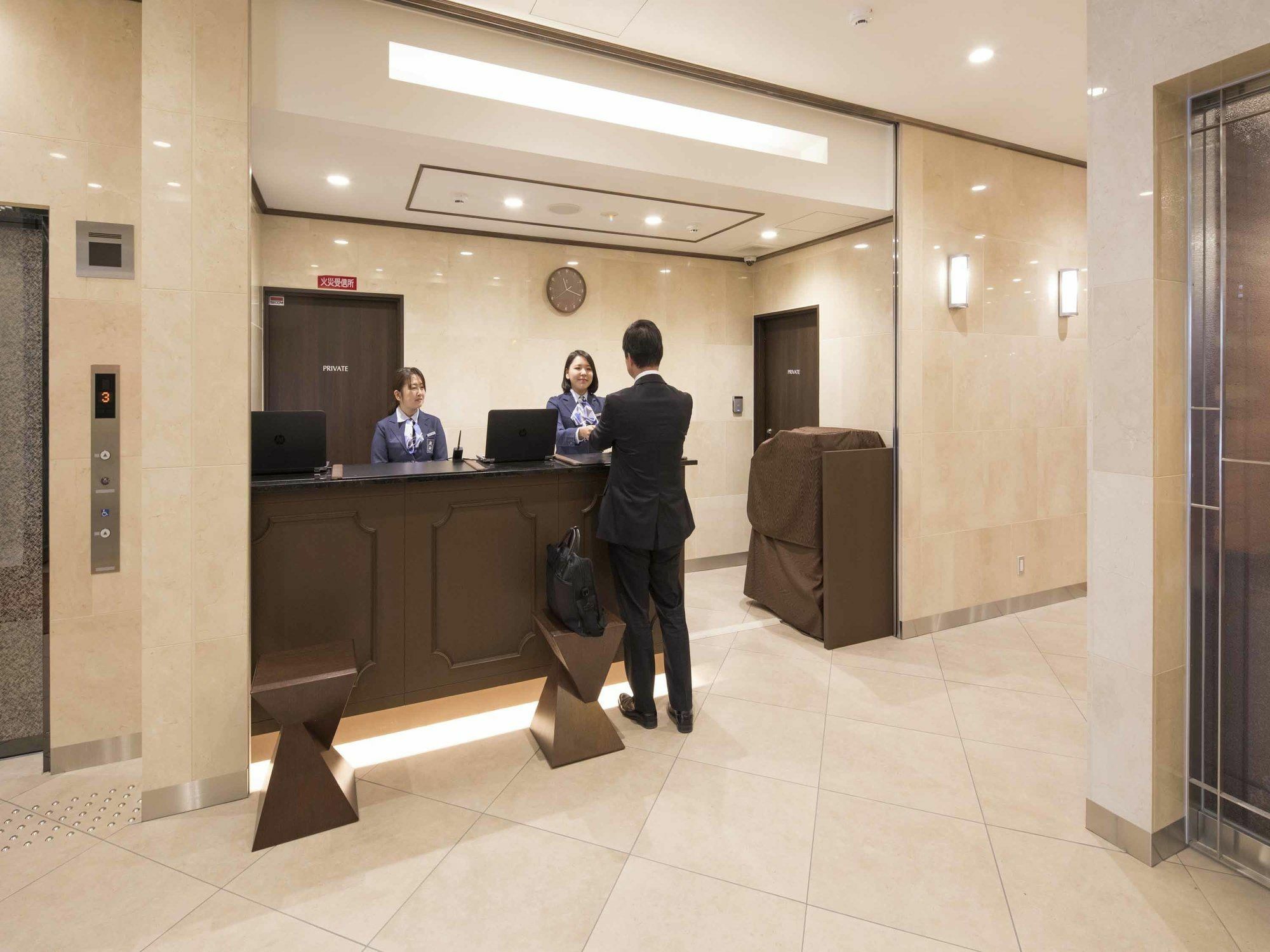 Hotel Wbf Shinsaibashi Ōsaka Extérieur photo