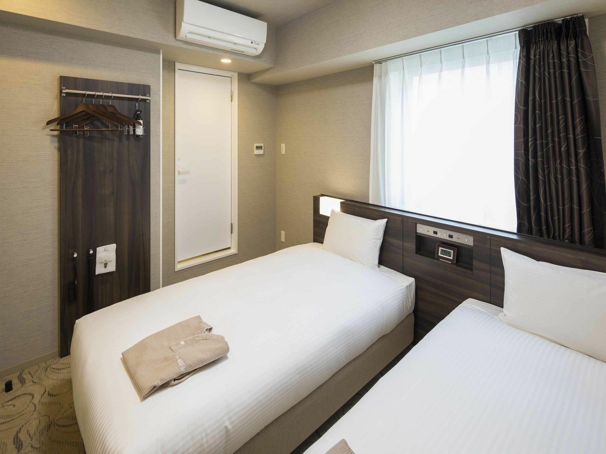 Hotel Wbf Shinsaibashi Ōsaka Extérieur photo
