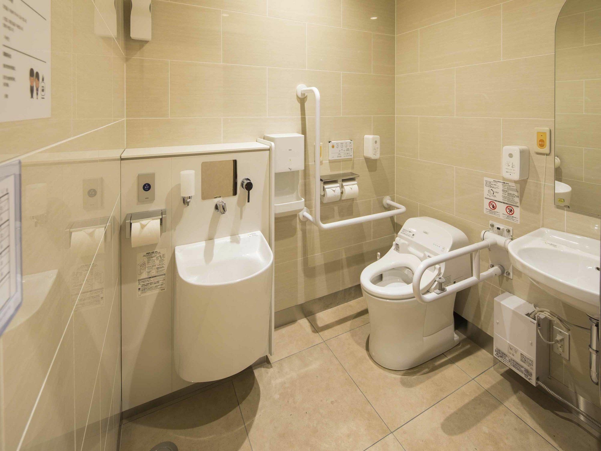 Hotel Wbf Shinsaibashi Ōsaka Extérieur photo