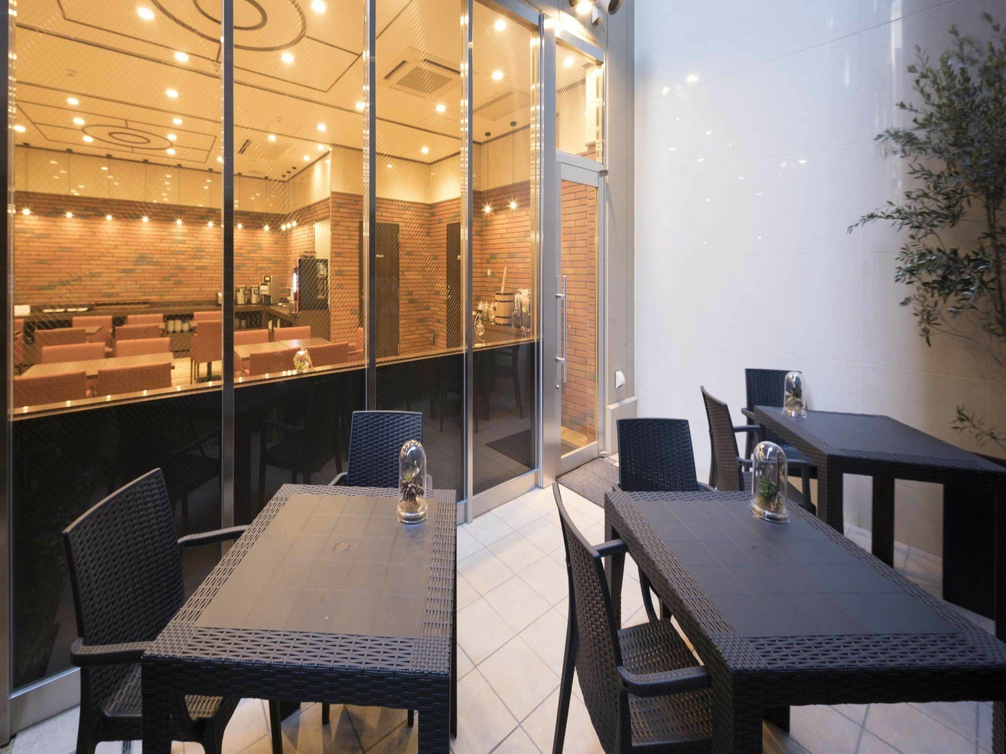 Hotel Wbf Shinsaibashi Ōsaka Extérieur photo